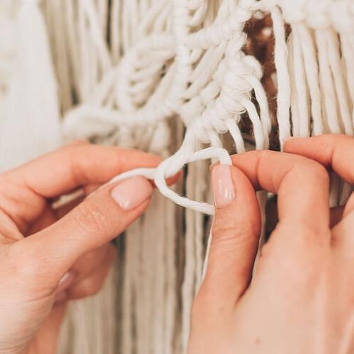 Macramé – Orner de cordes